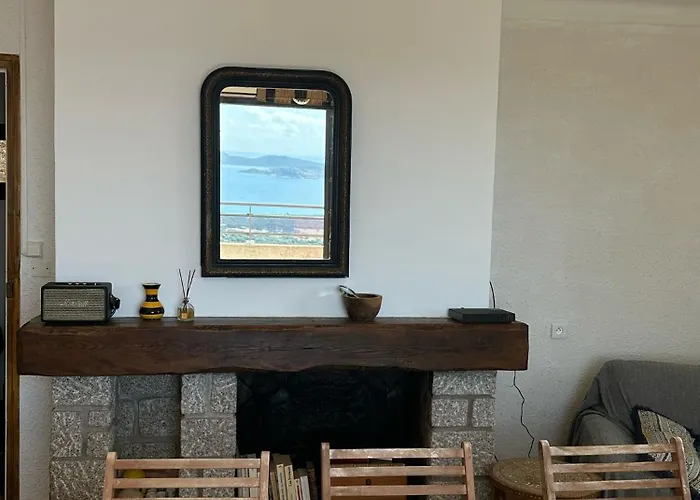 A Hilltop Haven In - Sea View And Cascading Terraces *