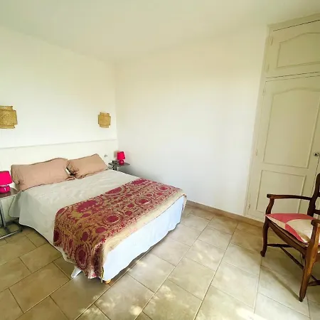 A Hilltop Haven In - Sea View And Cascading Terraces *