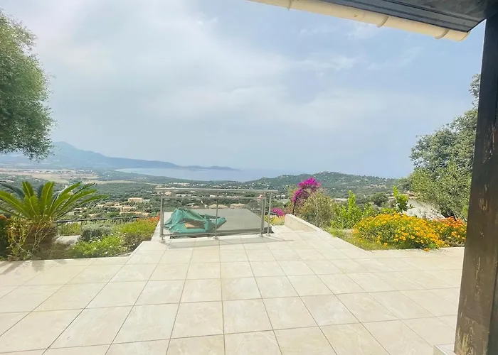 Vila A Hilltop Haven In - Sea View And Cascading Terraces *
