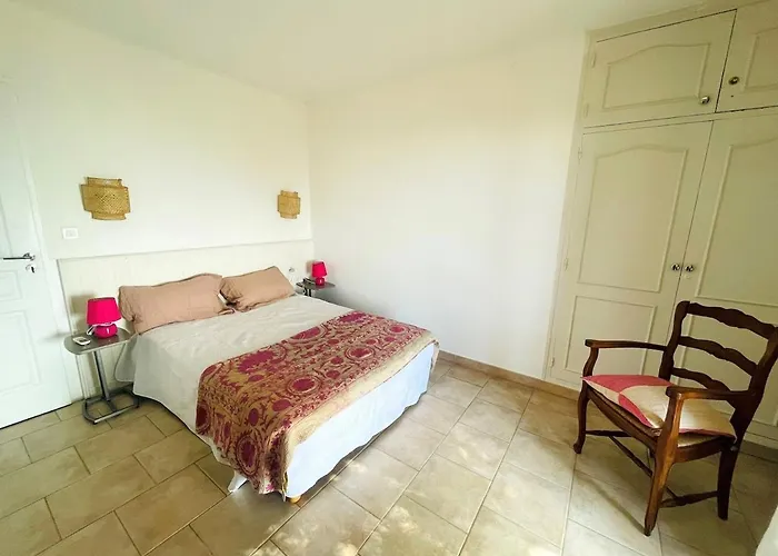 A Hilltop Haven In - Sea View And Cascading Terraces *