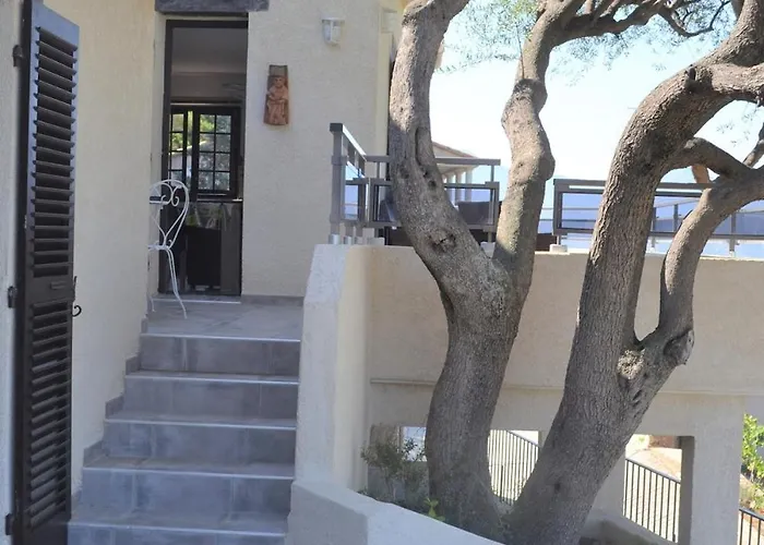 Villa A Hilltop Haven In - Sea View And Cascading Terraces